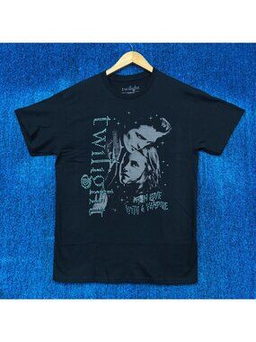 Twilight Romantic Movie T-Shirt Size Medium